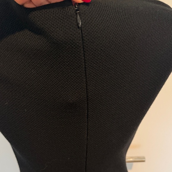 St John Elegant Knit Black Dress with Scalloped Edge - Picture 4 of 6